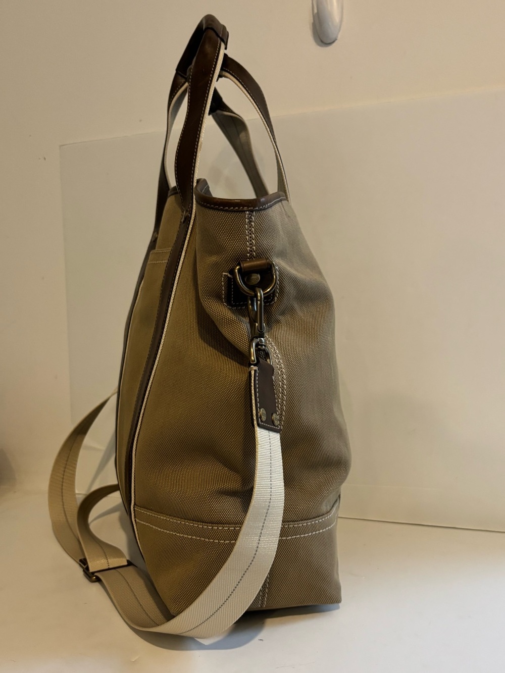 Coach RARE Leather Trim 2 Way Canvas Boat Tote/ Weekend Bag/ Work Tote - Picture 9 of 14
